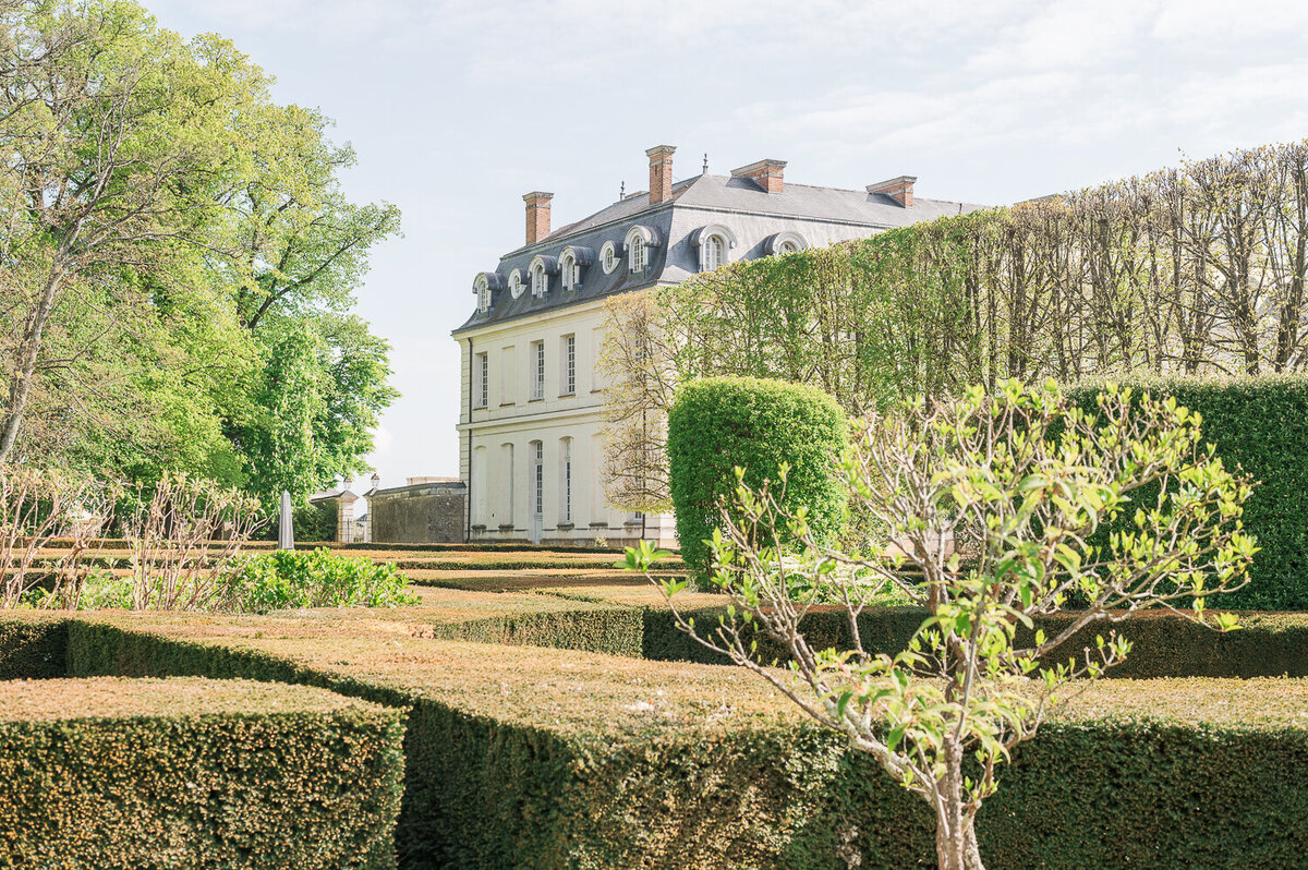 Chateau-Du-Grand-Luce-Wedding-Rehearsal-Green - 1-17