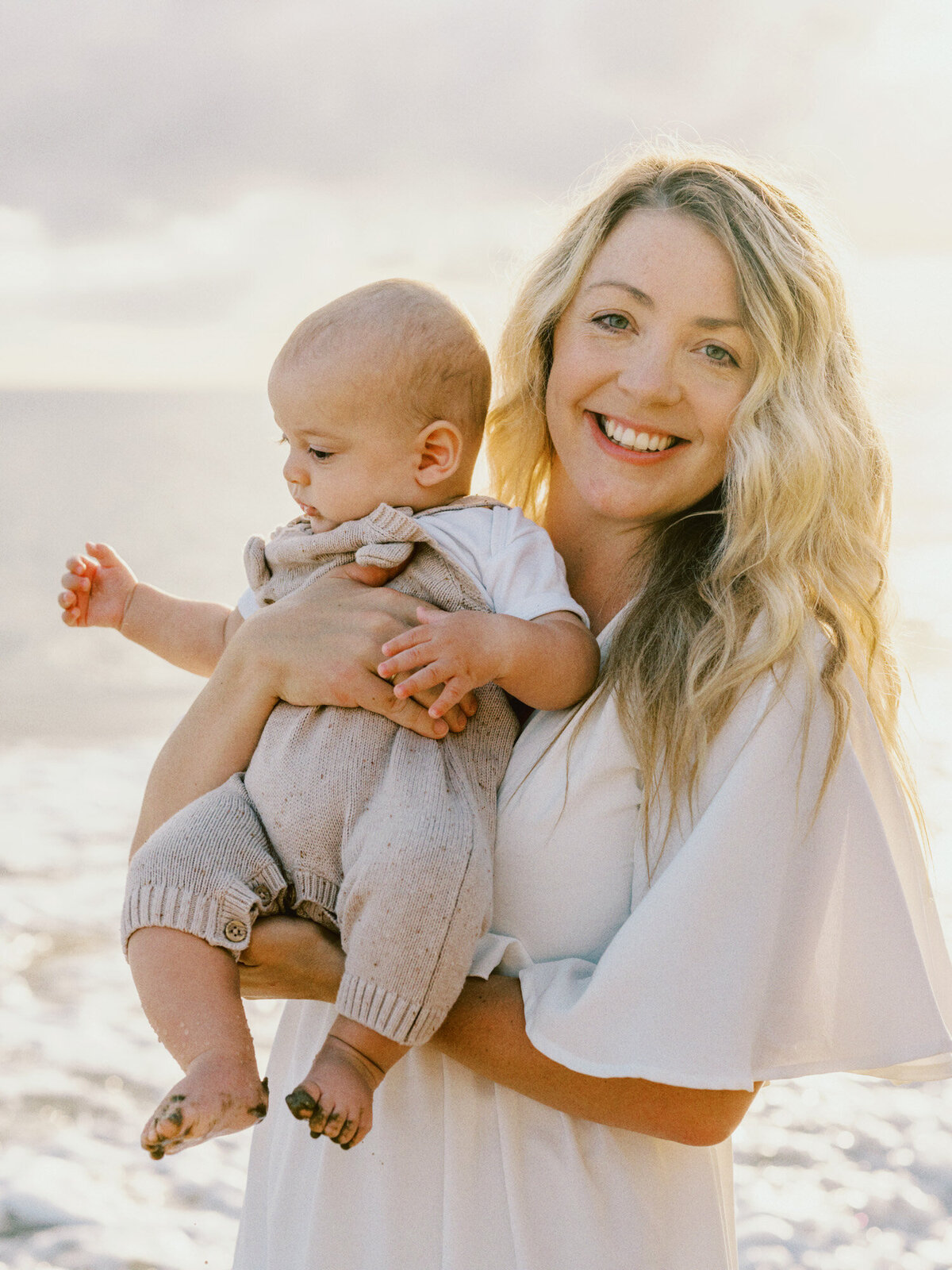 ellis-beach-sunrise-family-engagement-shoot-096
