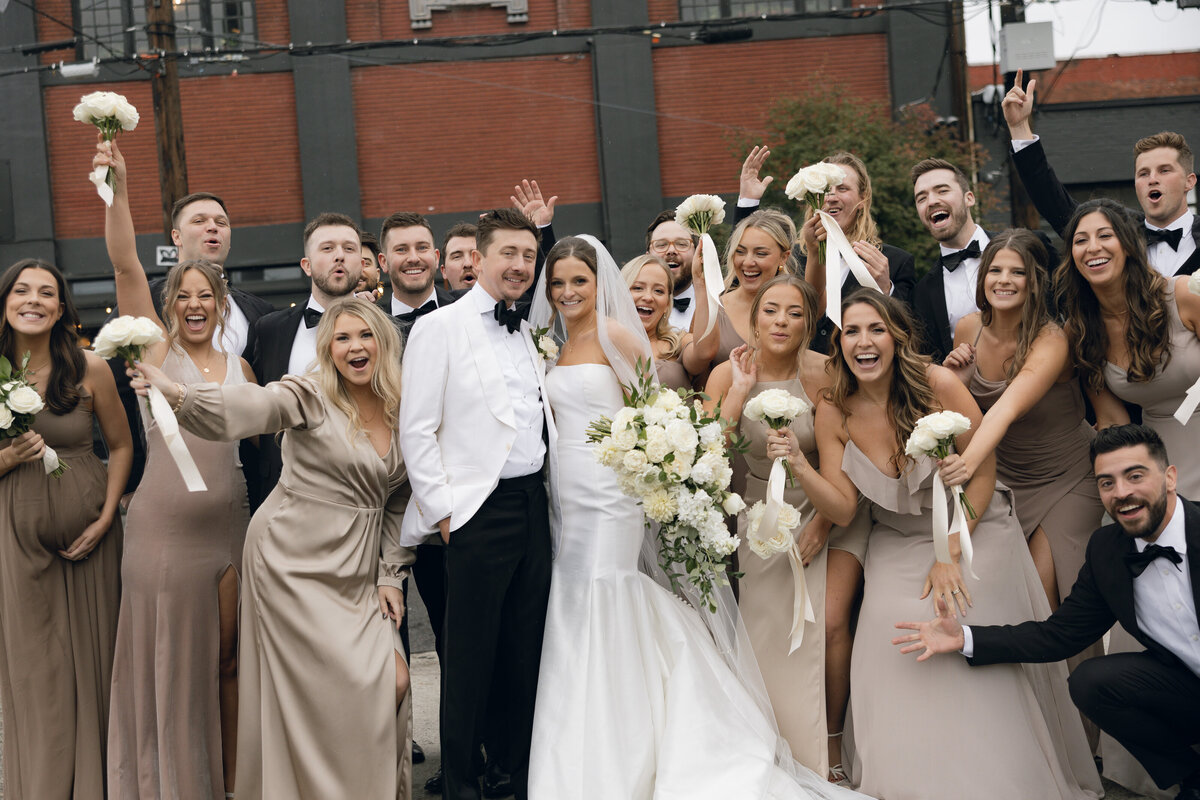 the-evergreen-portland-oregon-wedding-bridal-party-photos-187