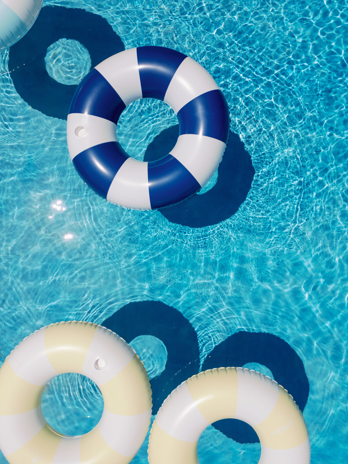 Farewell Pool Party in Ravello-Destination Wedding Weekend-Liz Andolina Photography-1