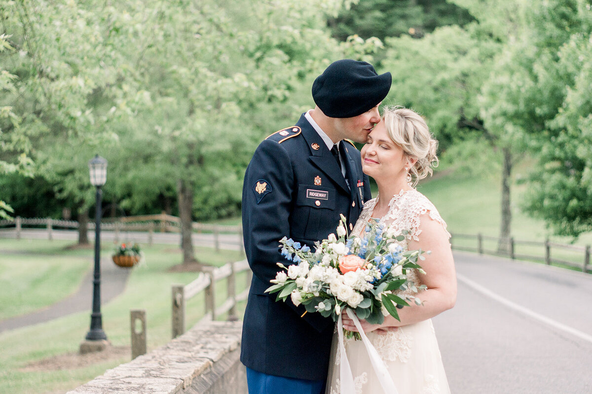 Lauren-Jordan-Elopement-Chetola-Resort- (20)