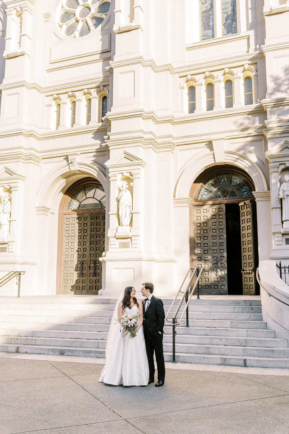downtown-sacramento-firehouse-wedding-034