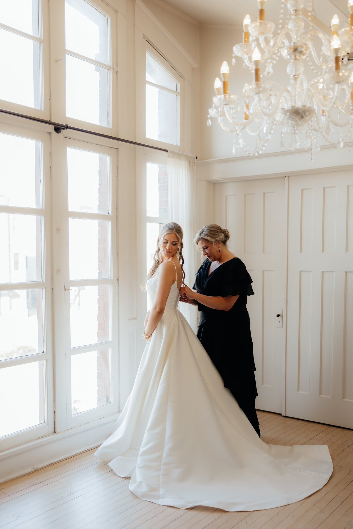 Mr. & Mrs. Lombard_-16