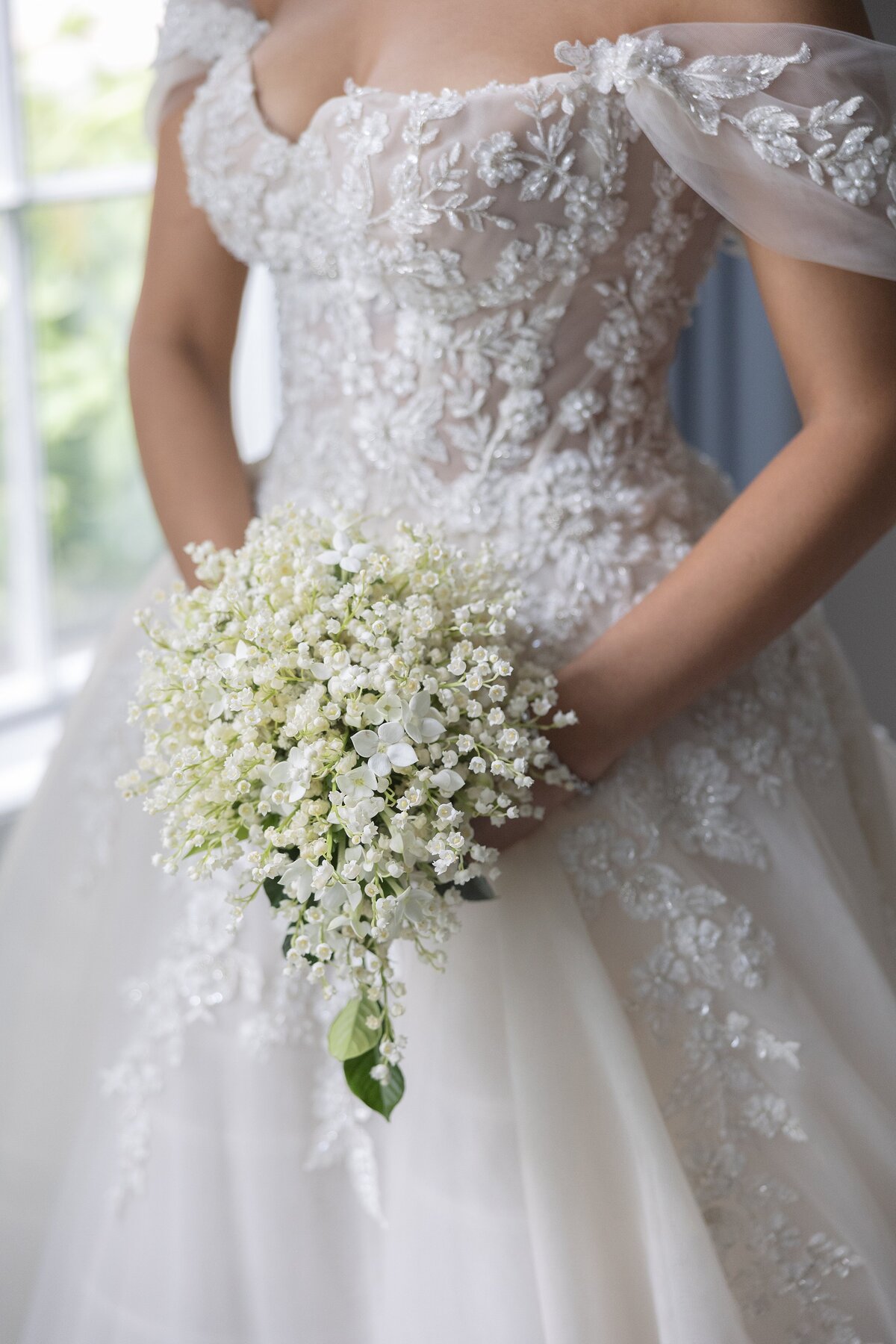 Close up detail of a bouquet of baby's breath.