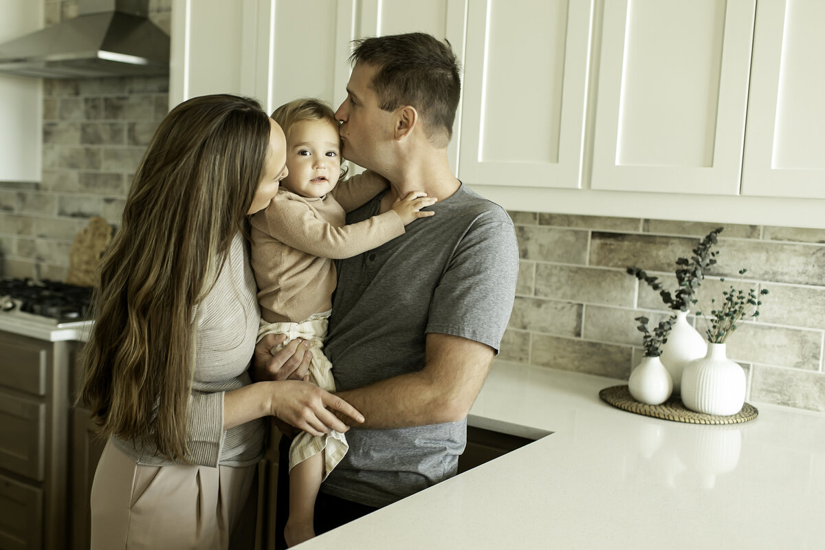 fort-worth-family-photographer-chunky-monkey-10