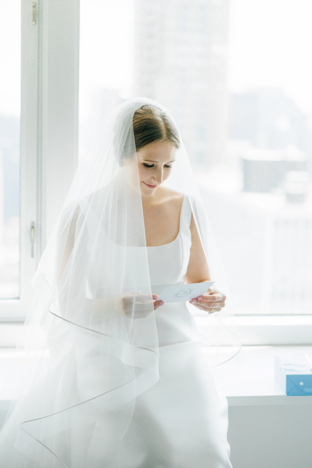 Lexi Benjamin Photography_Reynolds Chicago History Museum Wedding_07.06.24-50