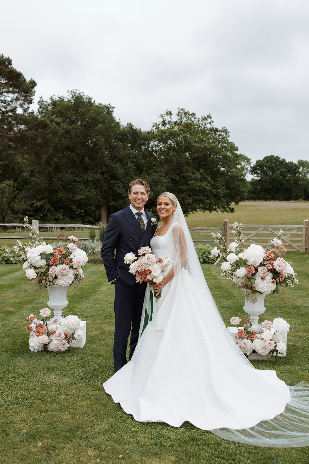 LIMEKILN wedding florist (34)