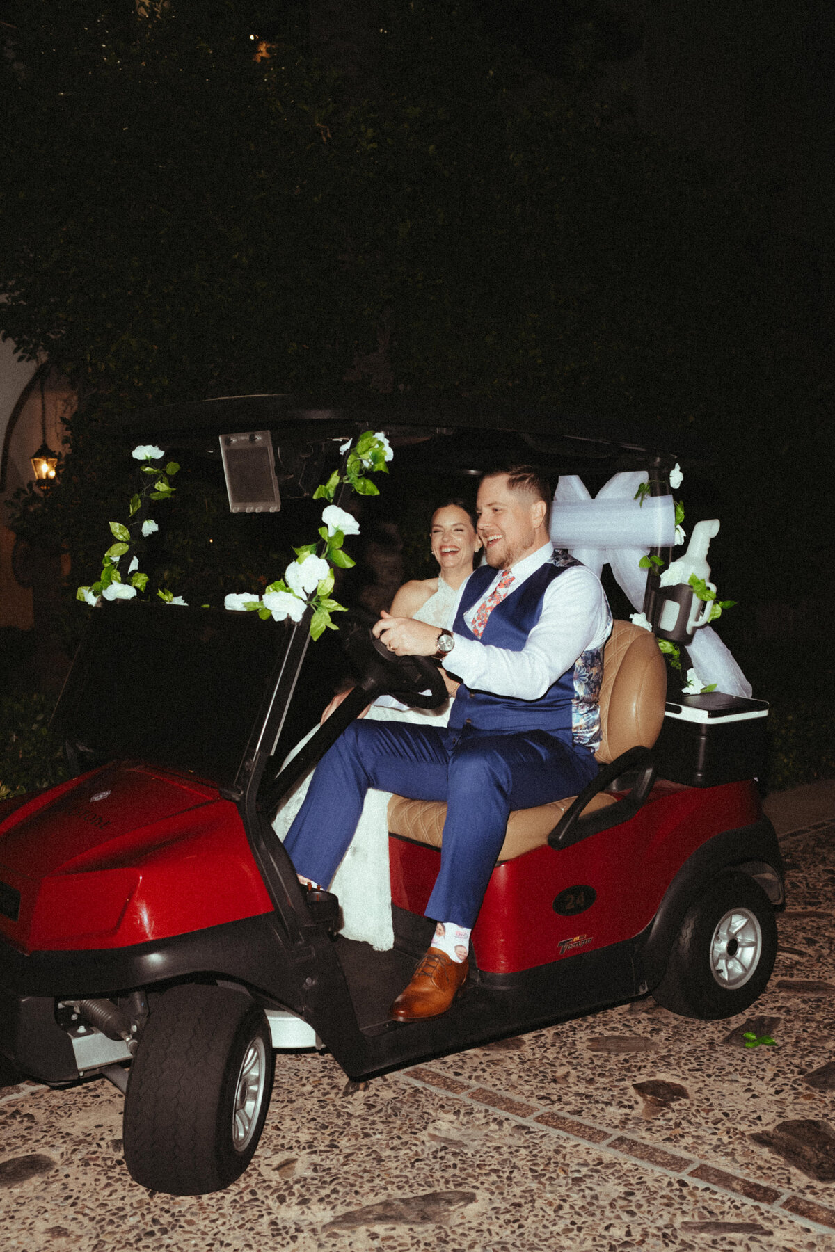 Sarah & Steven Wedding Sneak Peeks-163