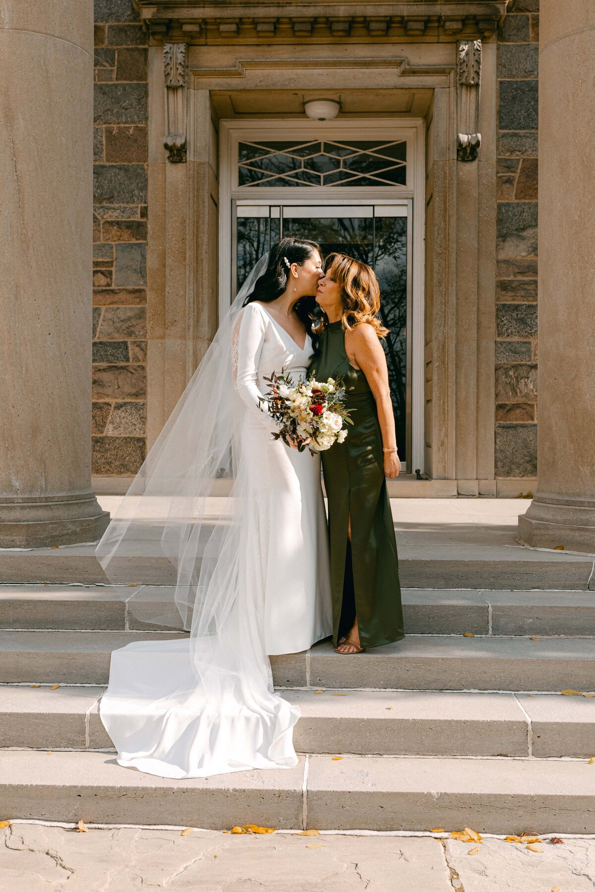 Ontario-bride-wedding-day2