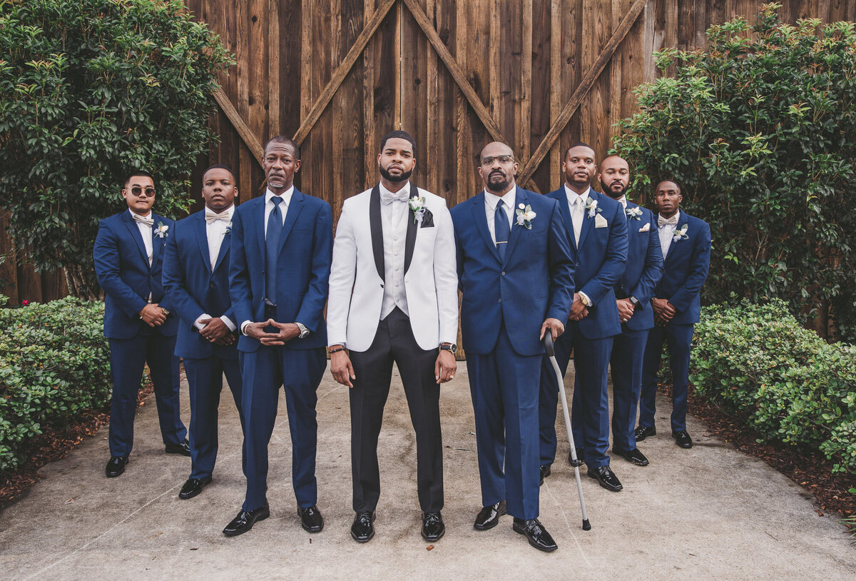 Groomsmen-Barn-at-TH-Cierra-English