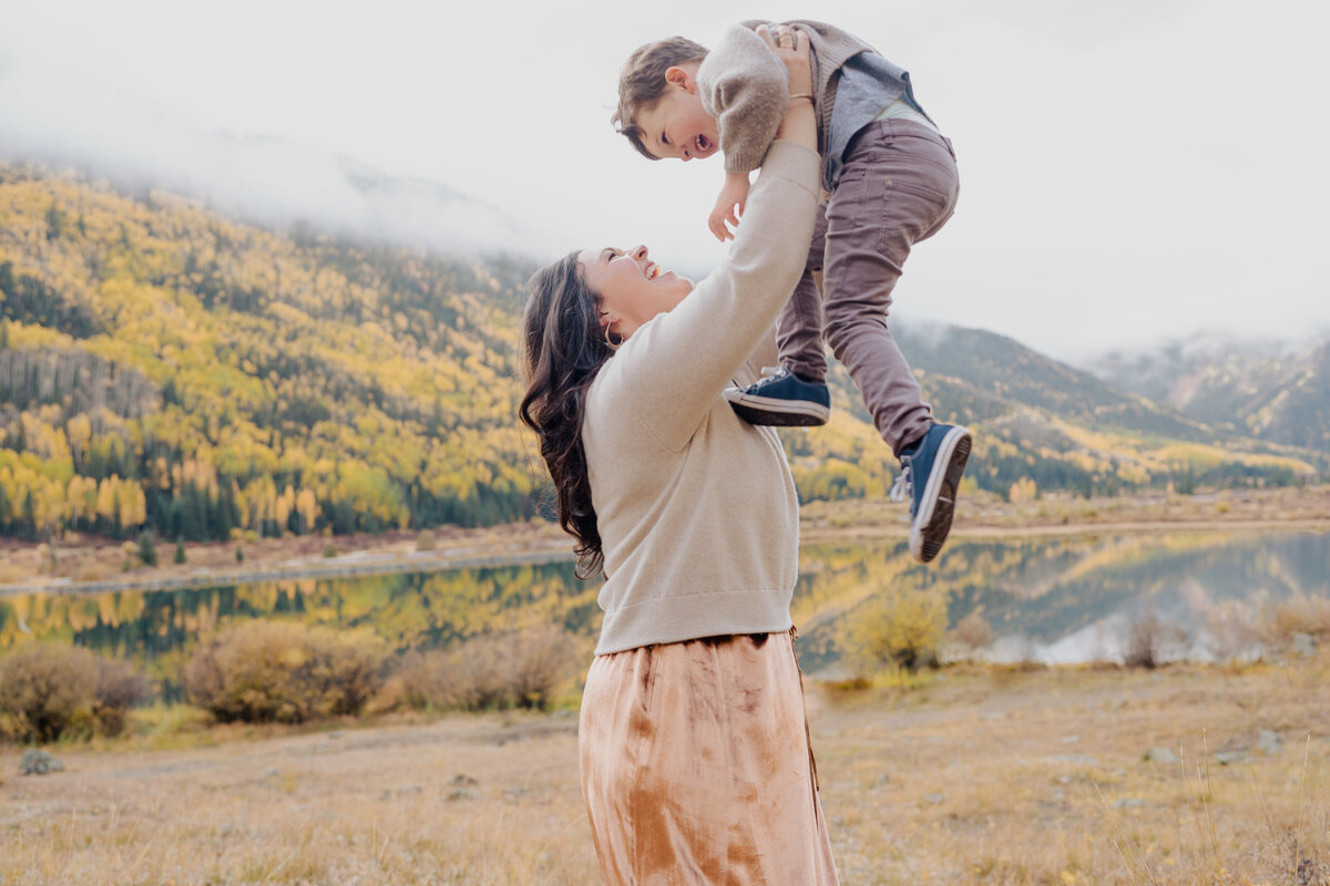 Sam-Murch-Photography-Ouray-Colorado-Fall-Family-Photography-27