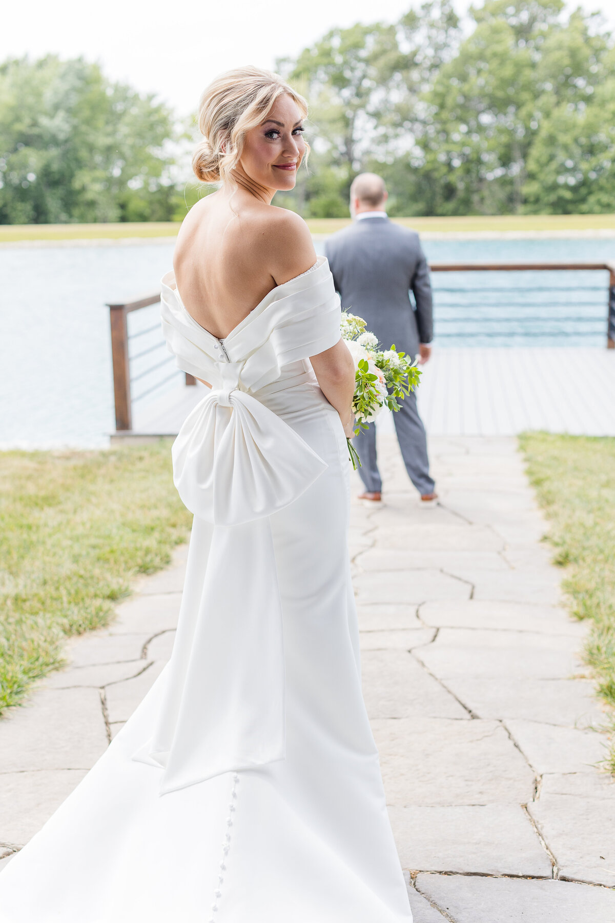 Ella & Gavin Wedding Father Daughter First look. Bella Faith Photography  01