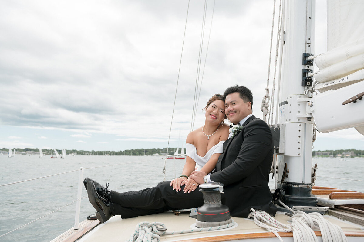 Elopement_Sailboat_Wedding_Newport_RIHBP_1712276CHilaryBPhotography