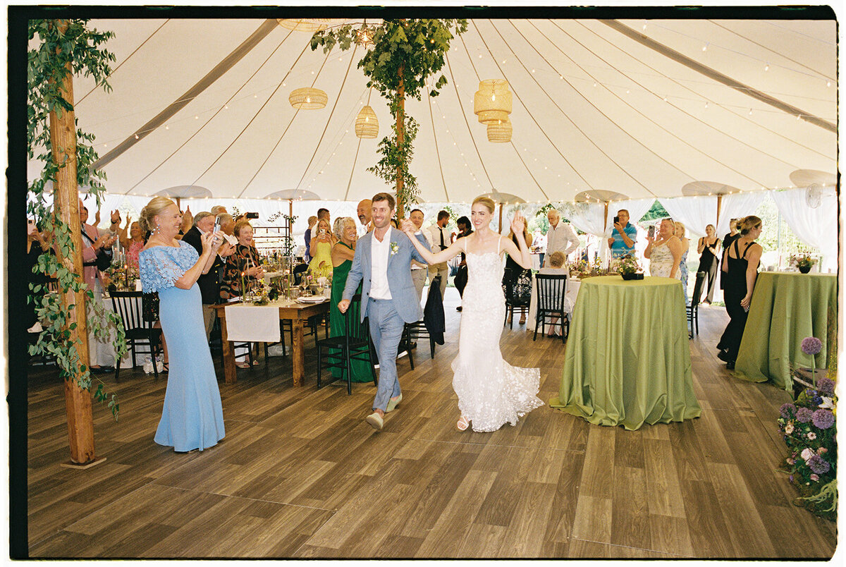 squam-lake-new-hampshire-wedding-reception020