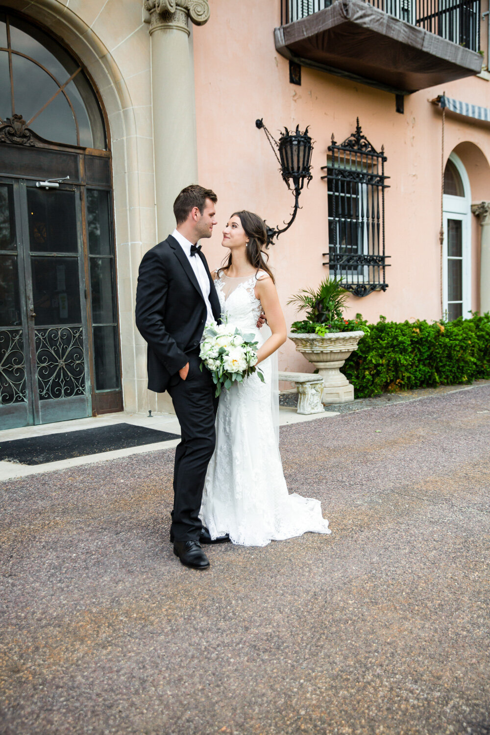 Chicago Wedding Photographer-TWA-Photographic-Artists-Capstone Occasions_Strickland_Augustyn_MS_JR-0545
