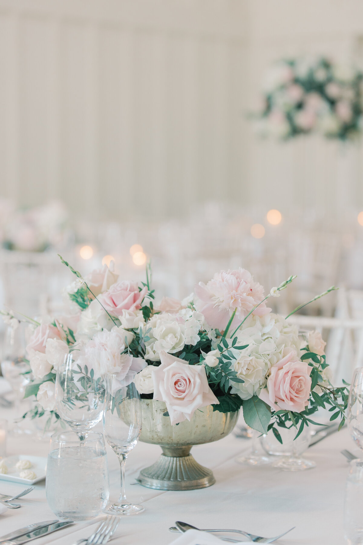 Molly Sue Photography New Jersey + East Coast Wedding Photographer Romantic Imagery Engagement Lifestyle Heirloom Wedding Albums89