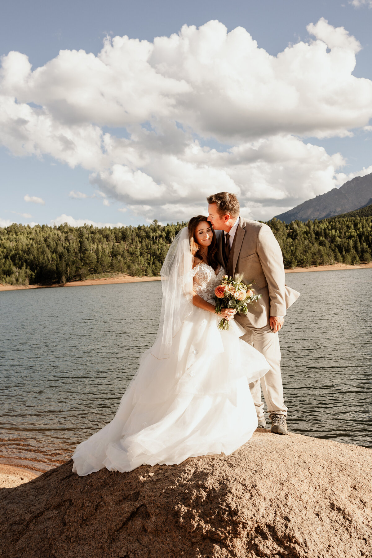 Pikes Peak Elopement Photographer - Jenn and Kyle