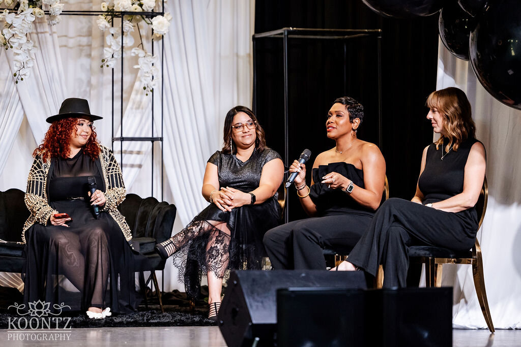 2024NoirNightConference-PanelDiscussion-KoontzPhotography-33
