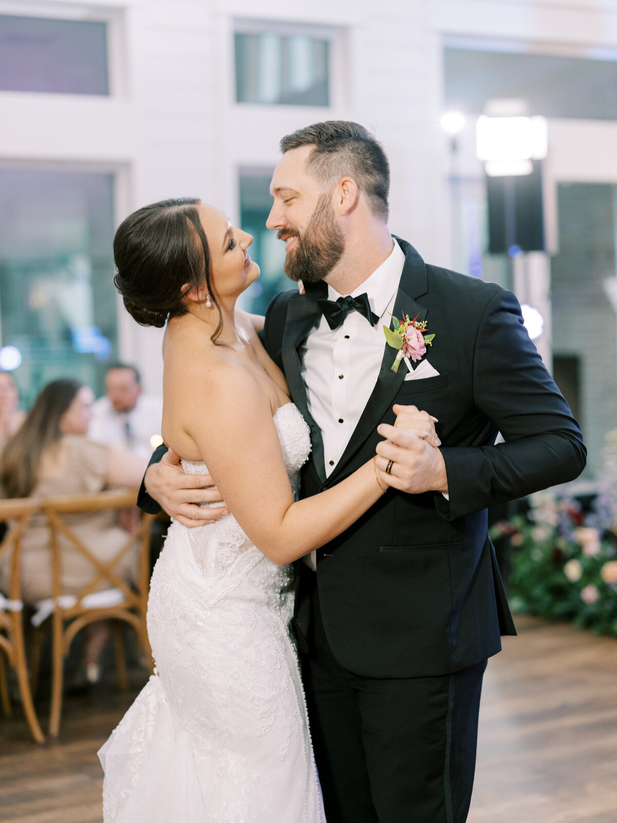 wedding-photographer-dallas-reception-the-french-farmhouse-1