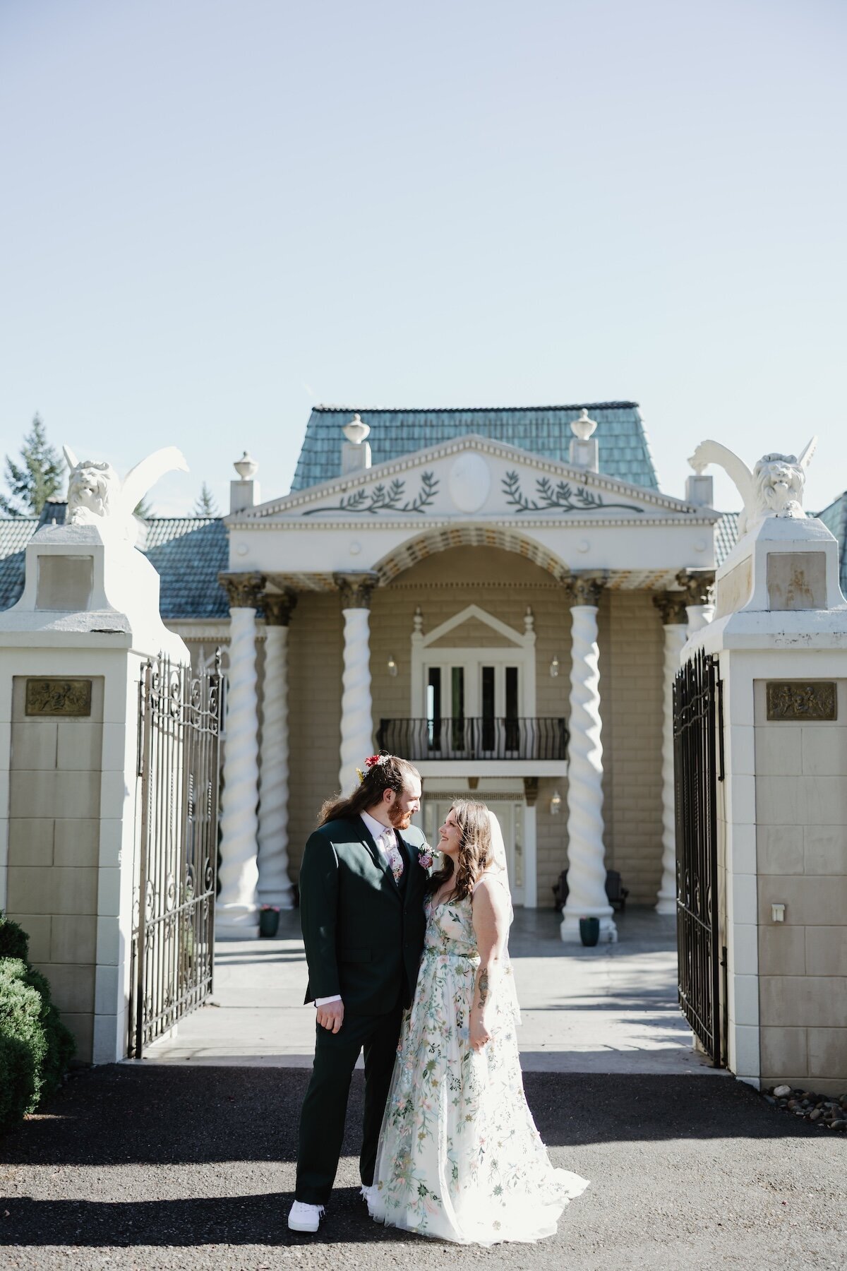 empress-estates-woodland-washington-wedding