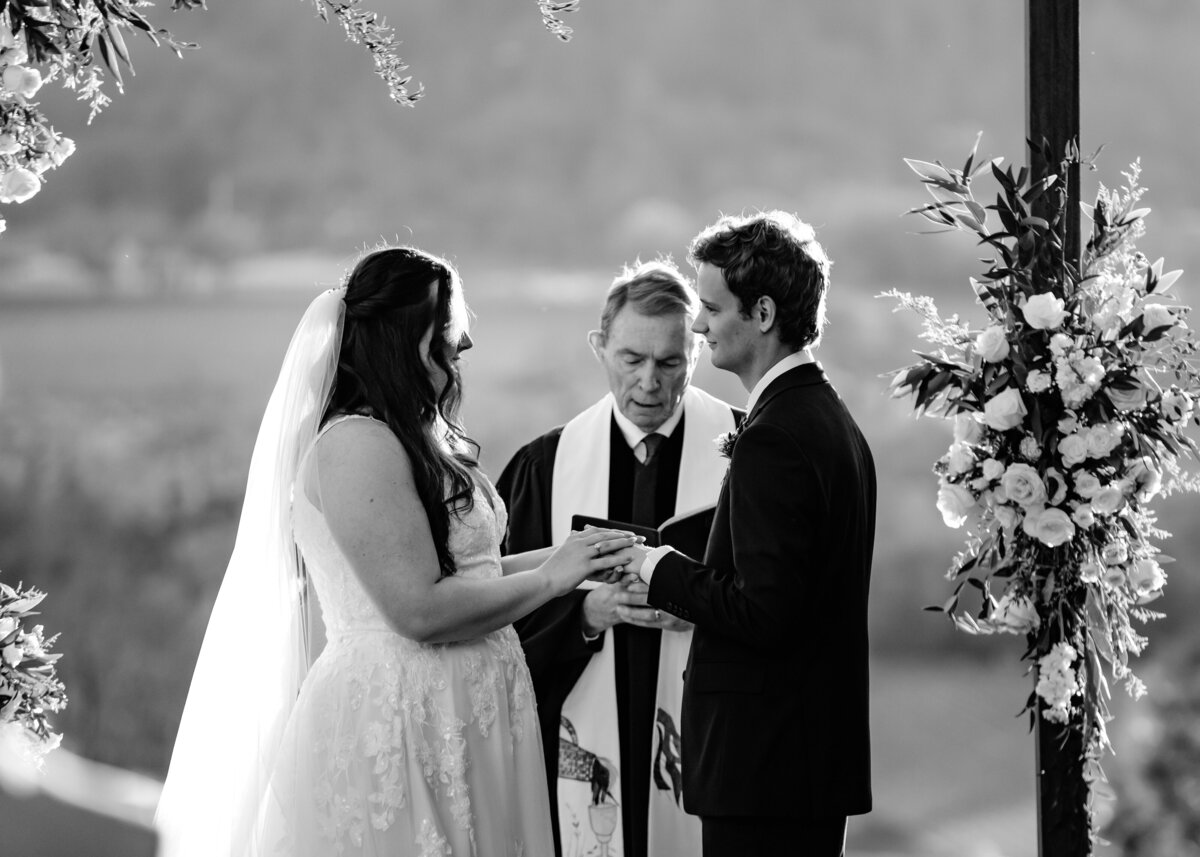 12302023_McKenna+TaylerWedding_CalistogaCA_AnjaJensenPhotography-683
