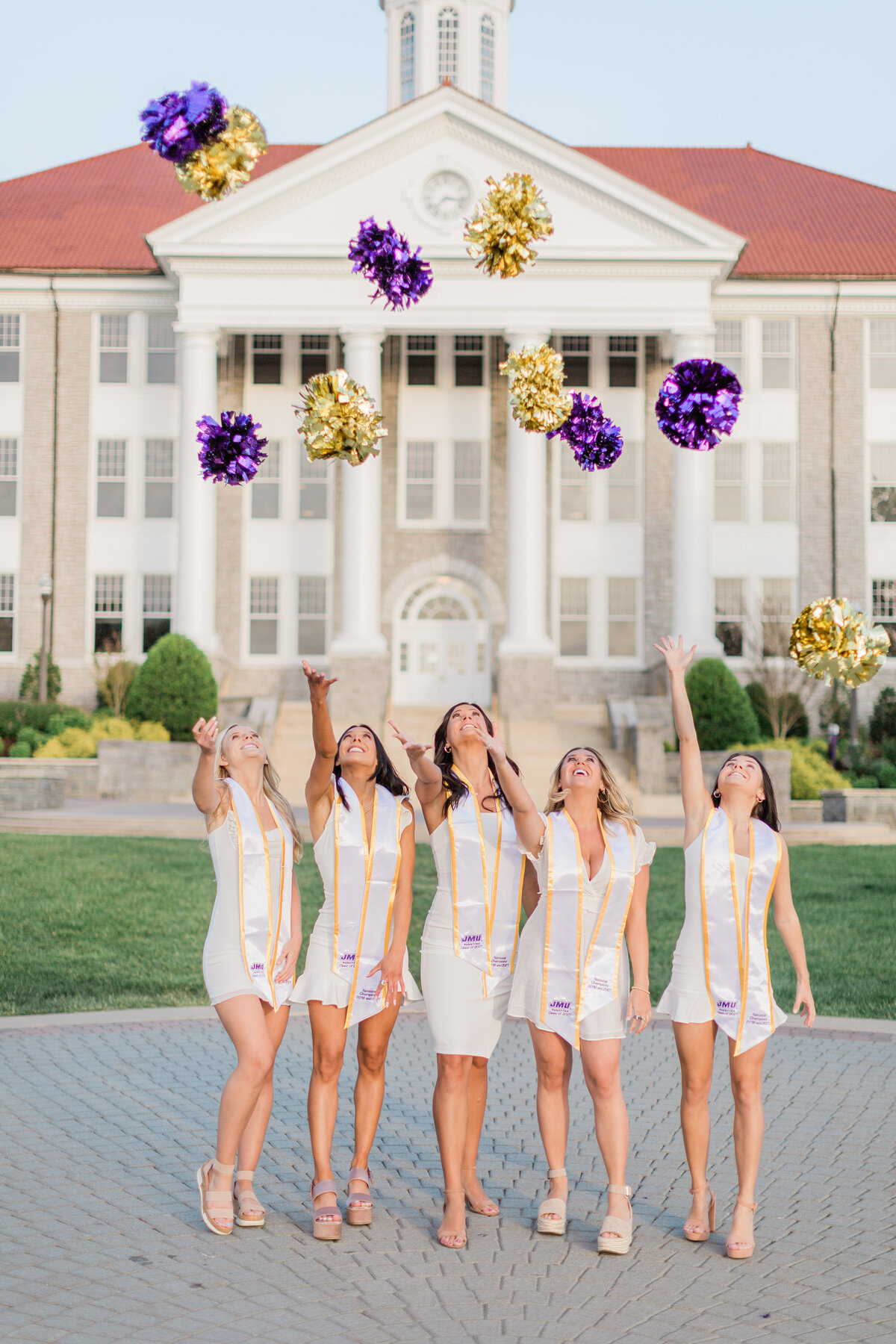 RowanCarolineOliviaEmmaCourtney_JMUGrads_KelseyMariePhotography_2021-3770