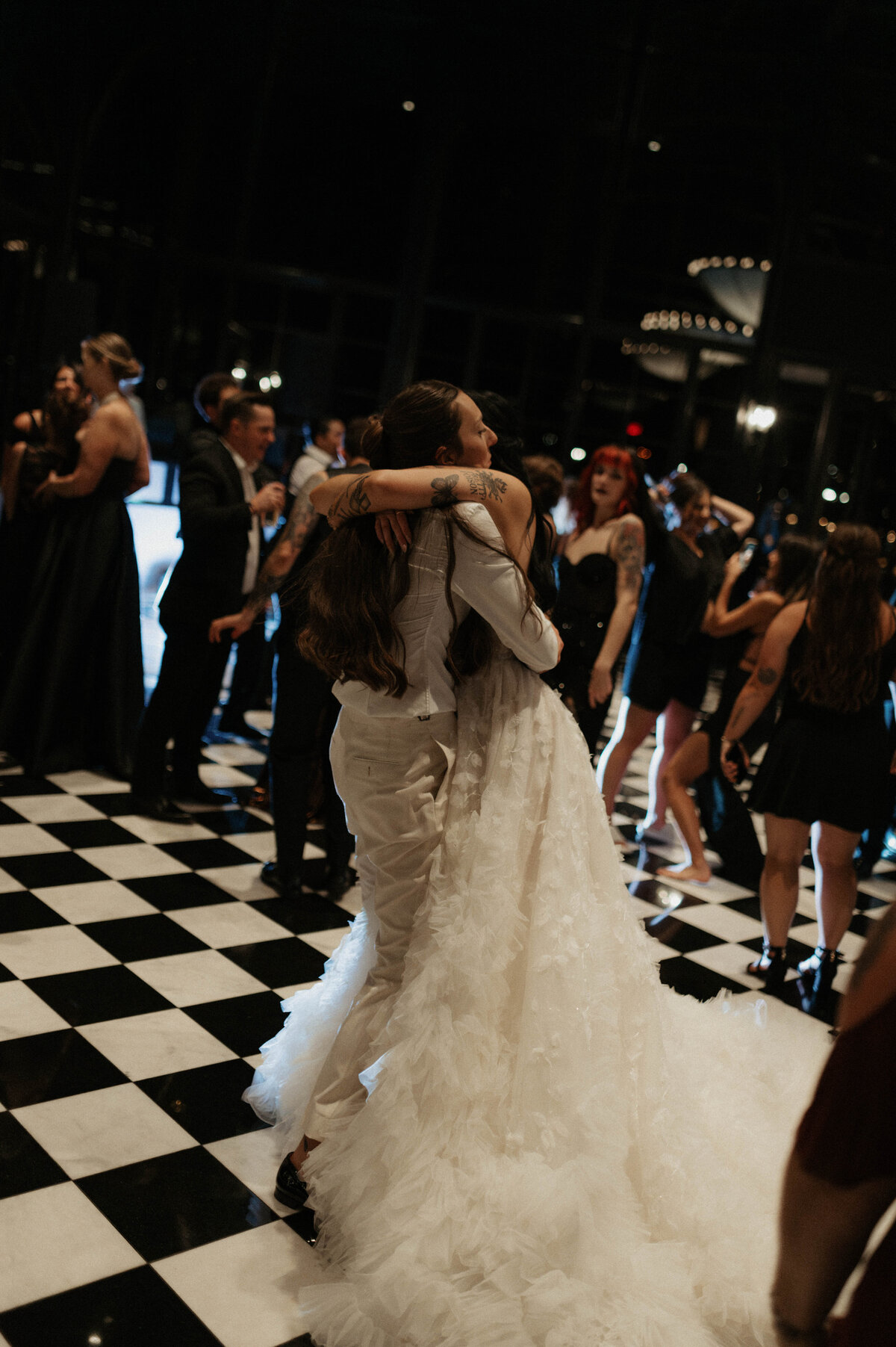 Milwaukee wedding photographer