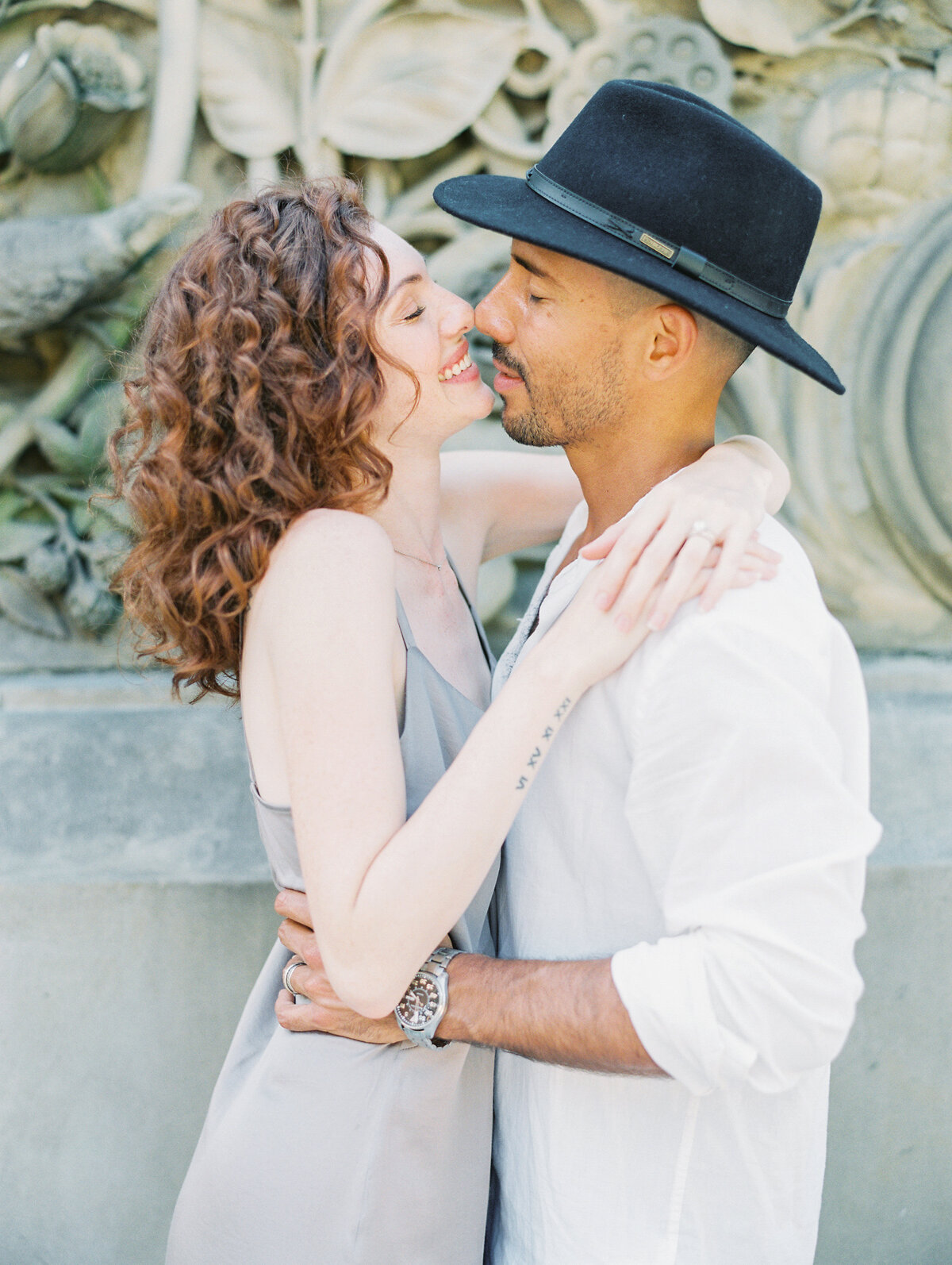 SALLYPINERAPHOTOGRAPHY_ANNABELLECARLOS_NYCENGAGEMENTPHOTOGRAPHY-112