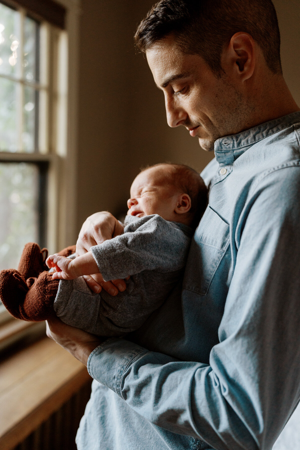 oak-park-fatherhood-baby-photographer