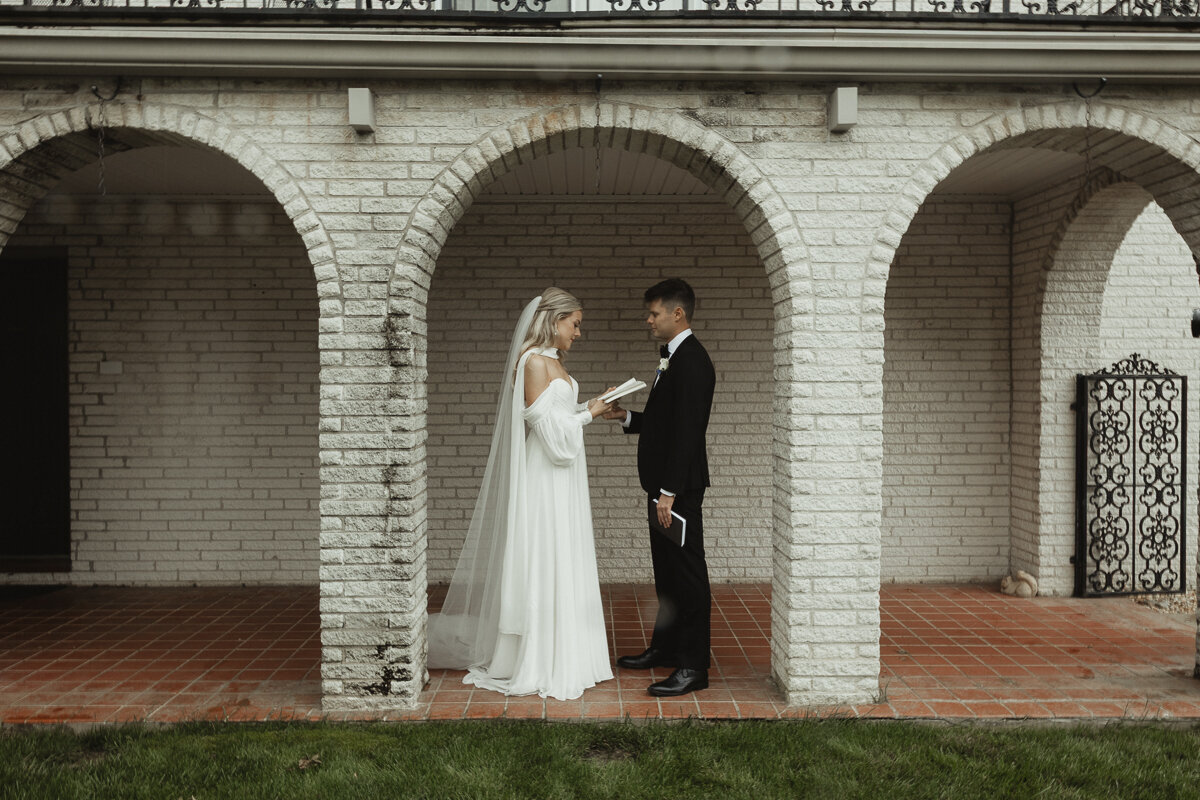 kansascitytravelingweddingphotographer-49
