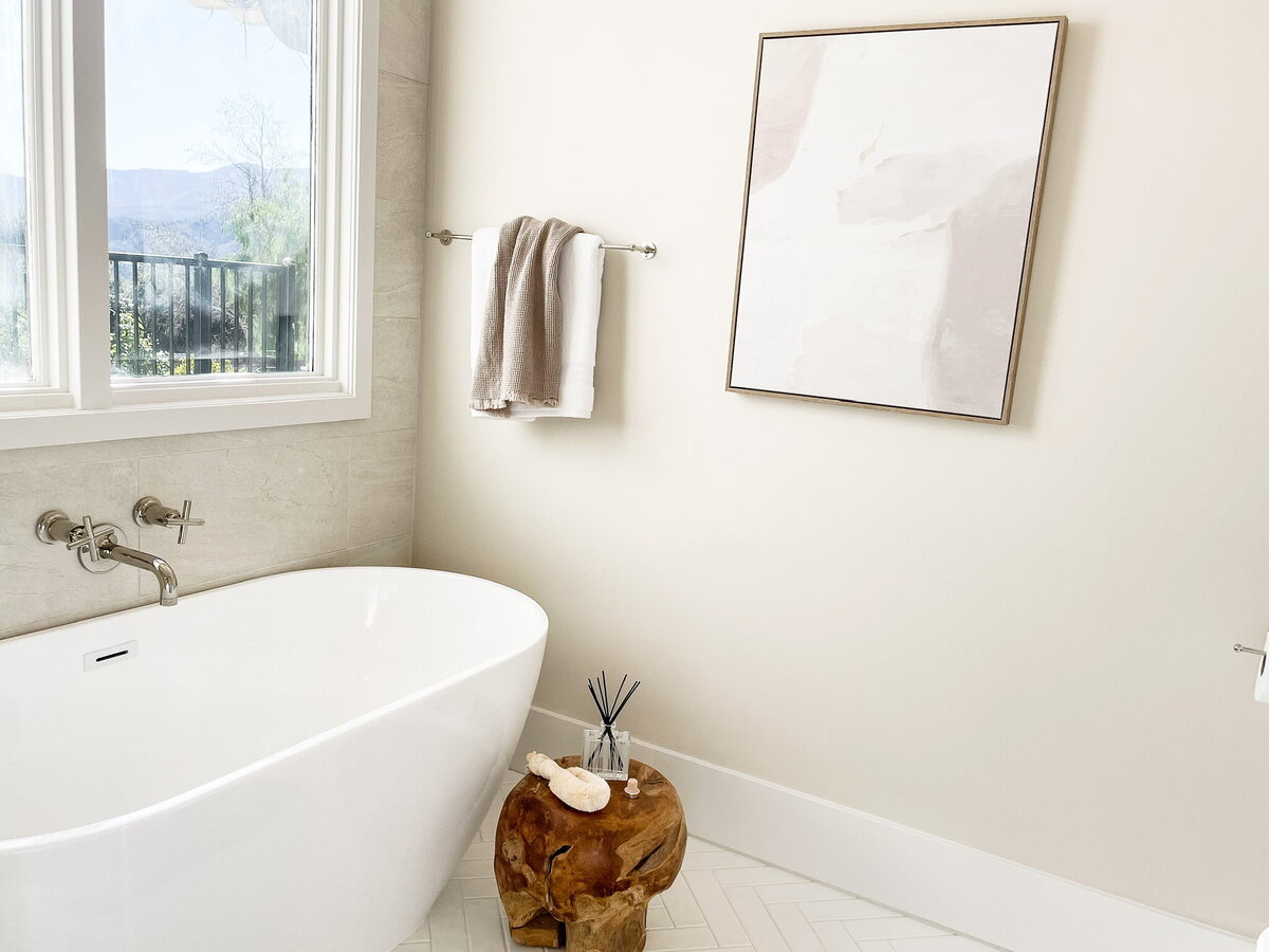 bath tub