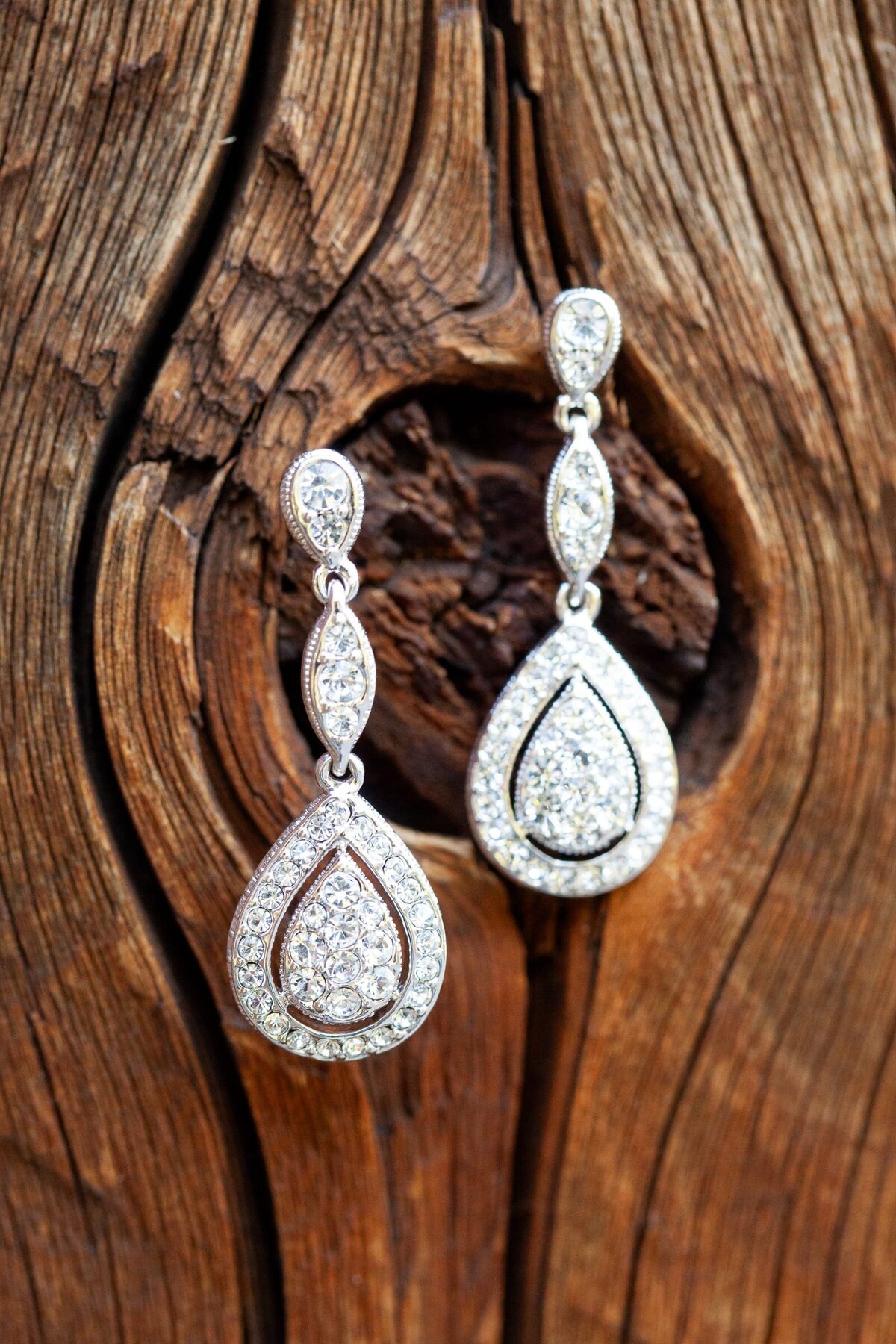 diamond-drop-wedding-earrings
