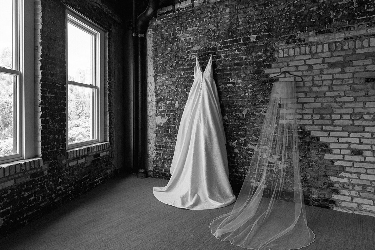 Oxford-Exchange-Tampa-Florida-Wedding_0001