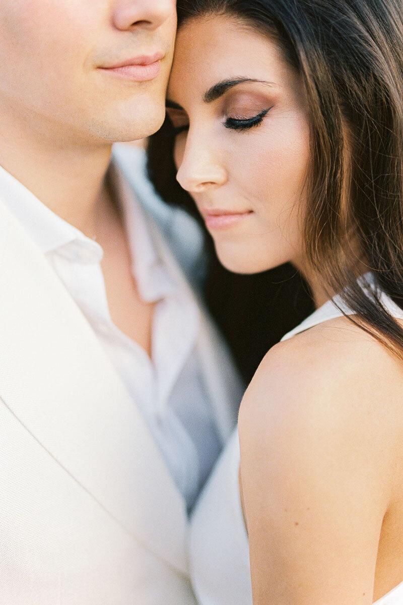 Engagement 1200px-1003
