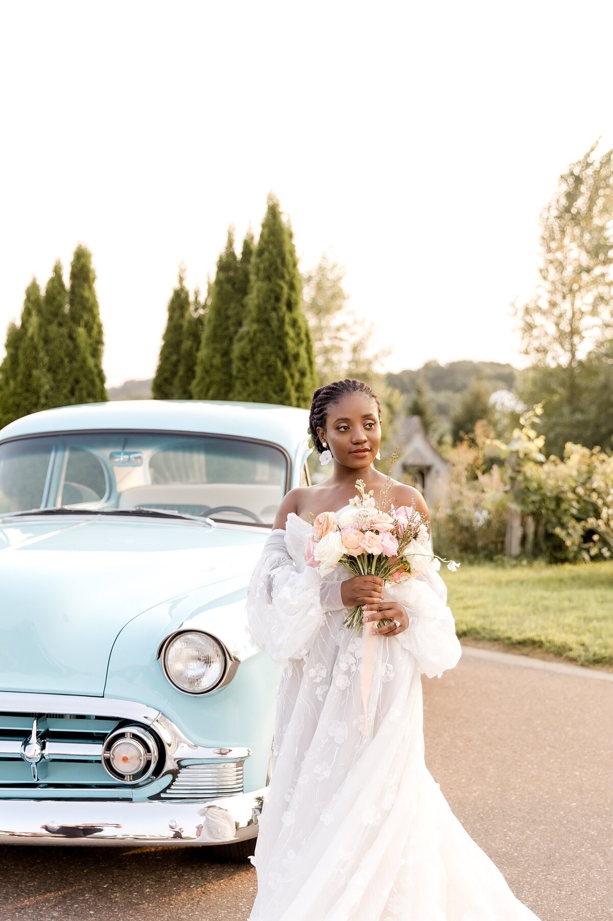 style-me-pretty-romantic-pink-garden-wedding-Wisconsin-alexandra-robyn-photographer-_0036