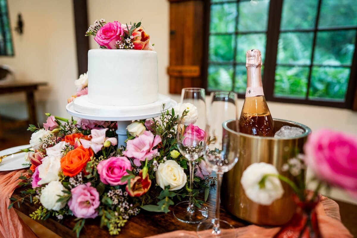 Del-Favero-Oasis-Wedding-Tampa-florida elopements-chantilly chic celebrations-maddness-photography-09506