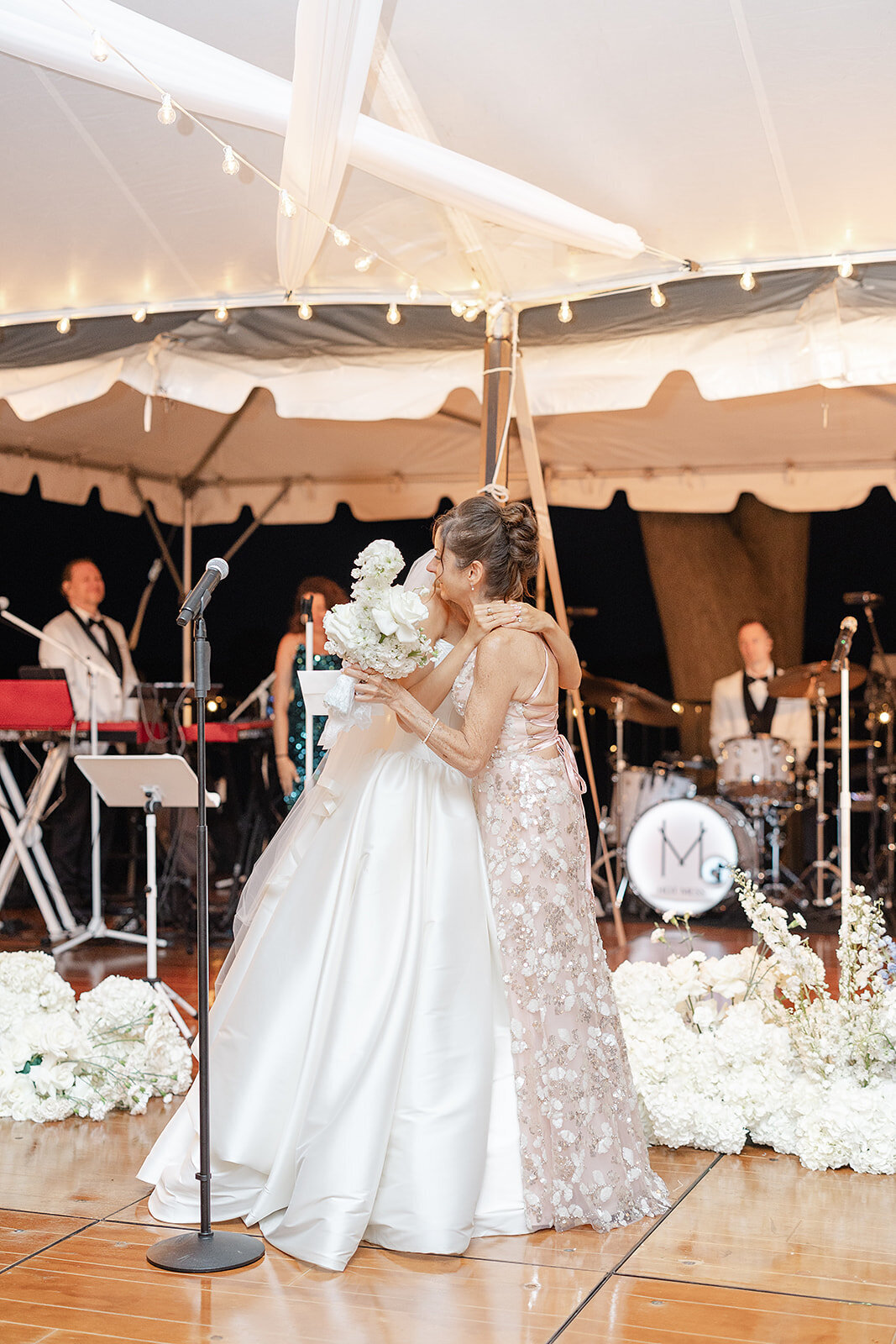 Hailey&AnthonySneaks-183
