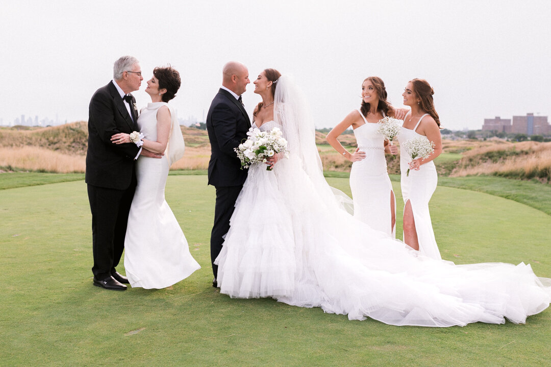 trump-links-golf-course-ny-wedding-photos-by-suess-moments-photography (113 of 190)