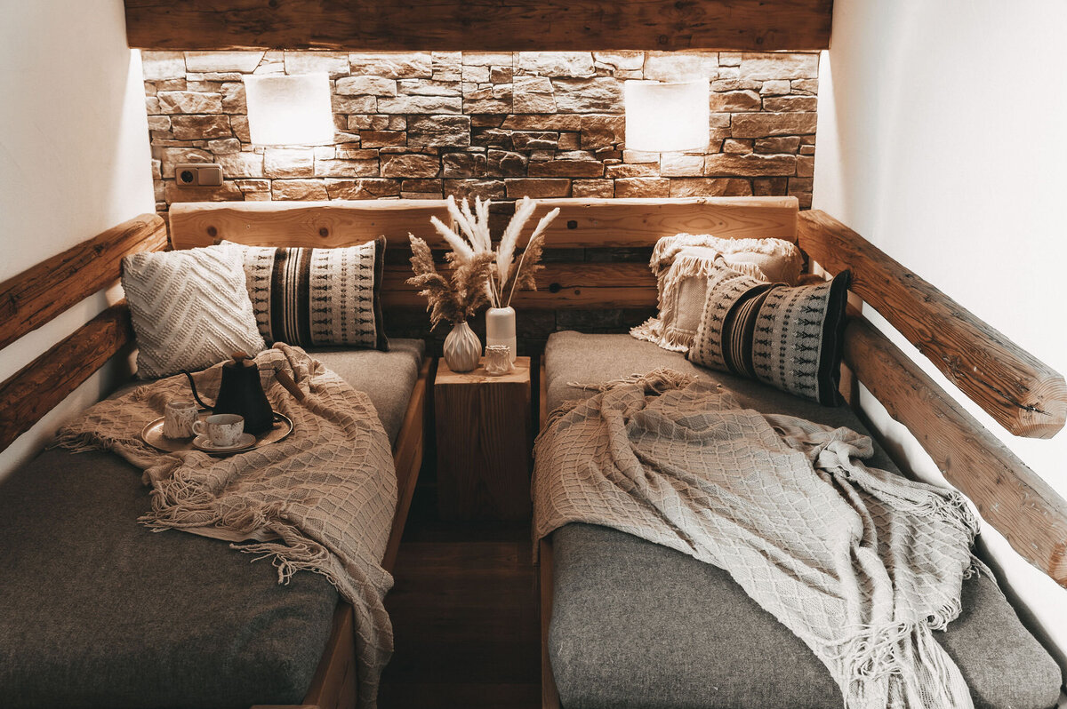 alpin-chic-zimmer-berge-wohlgefuehlplus9