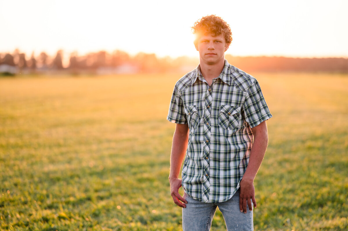 Caleb_Schouten_Senior-012