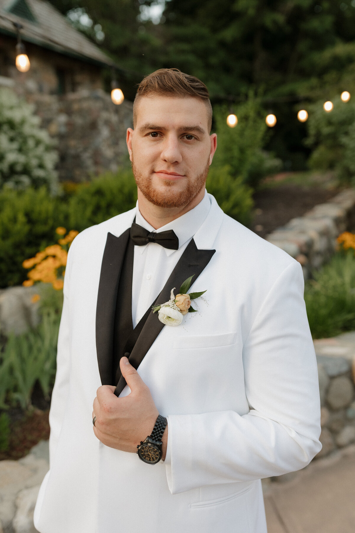 Indianapolis wedding photographer groom portrait photo