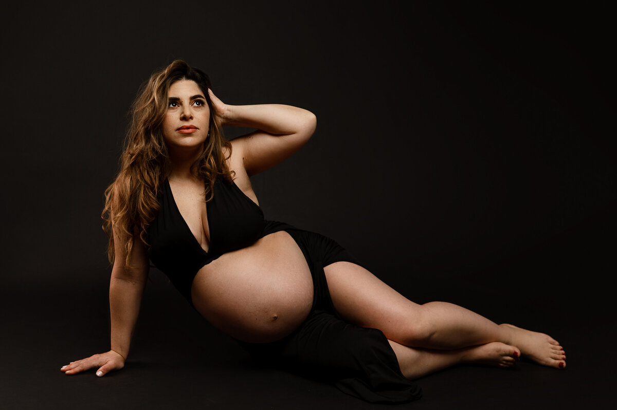 fine art studio maternity photos