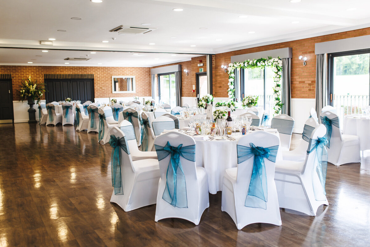 Natural Wedding Photographer Kent_CL garykatie the darenth-shoreham kent-111-1