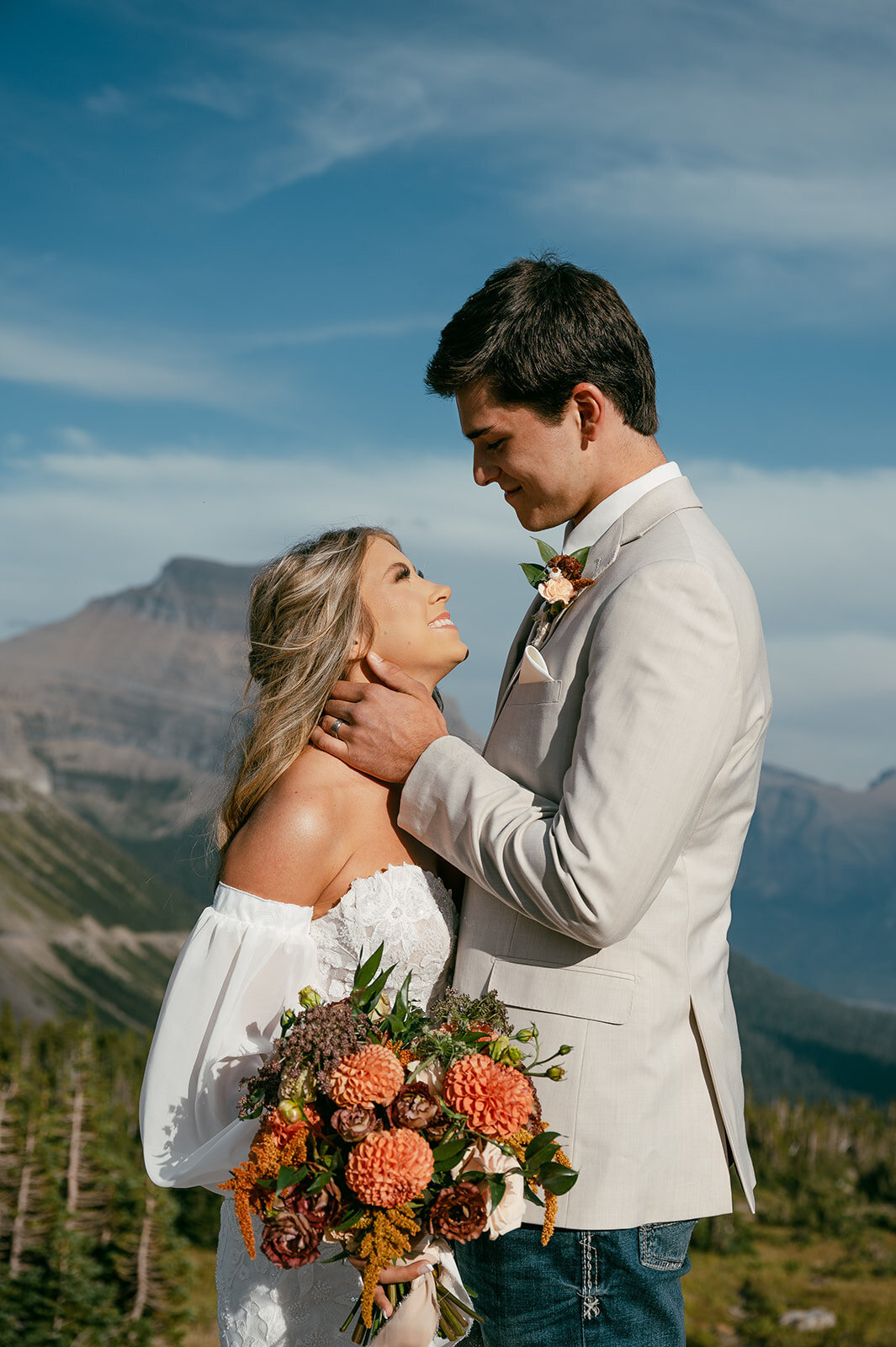 presley-gray-photo-glacier-national-park-elopement-7004