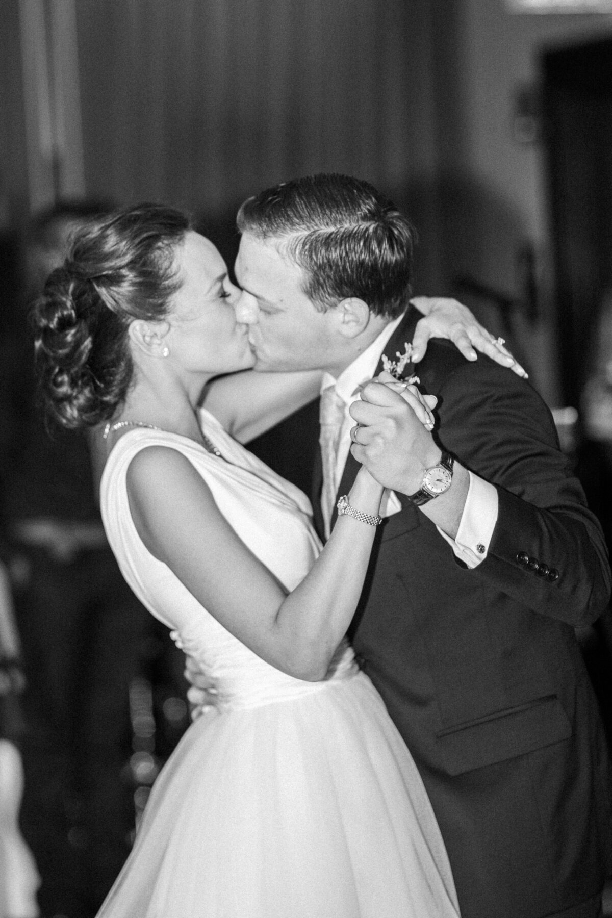 Bay Area Luxury Wedding Photographer - Carolina Herrera Bridal Gown-201