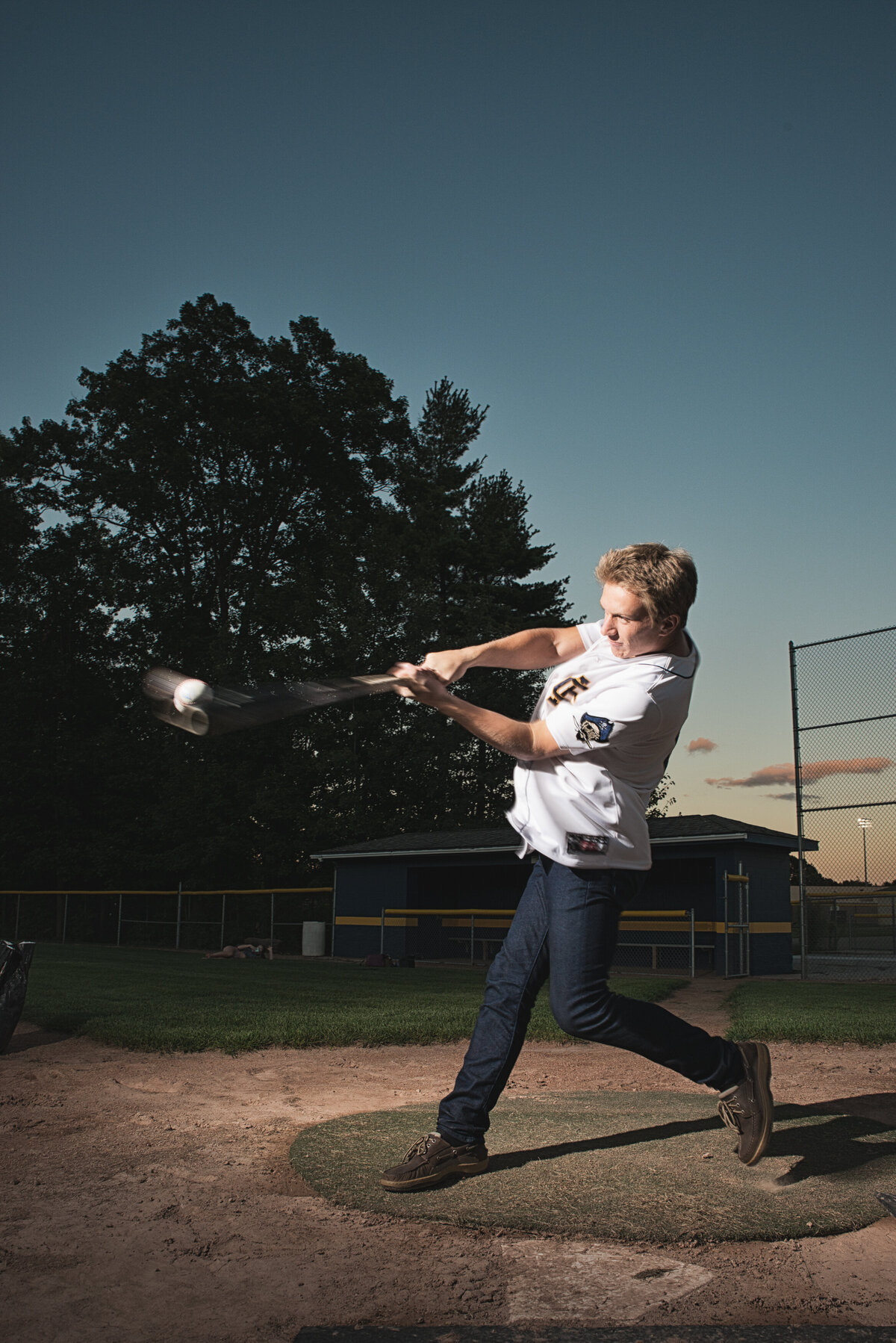 Grand-Rapids-MI-Sports-and-Hobbies-Senior-Pictures-23