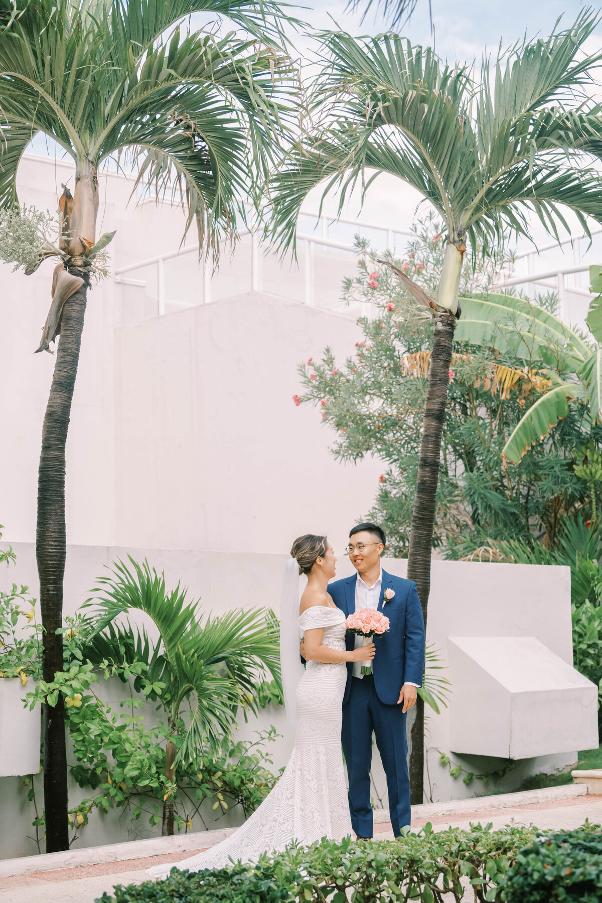 a bride and groom in Cancun