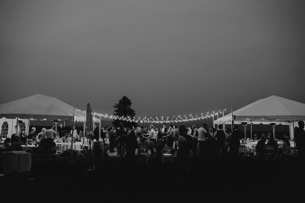 Kelsey-S-Photography-Minnesota-Wedding-Lifestyle-Photographer-Dance-Send-Off-105