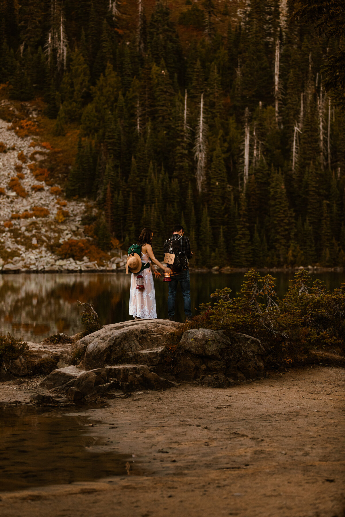Duluth-MN-Elopement-Photographer-Roots-Revival-9401