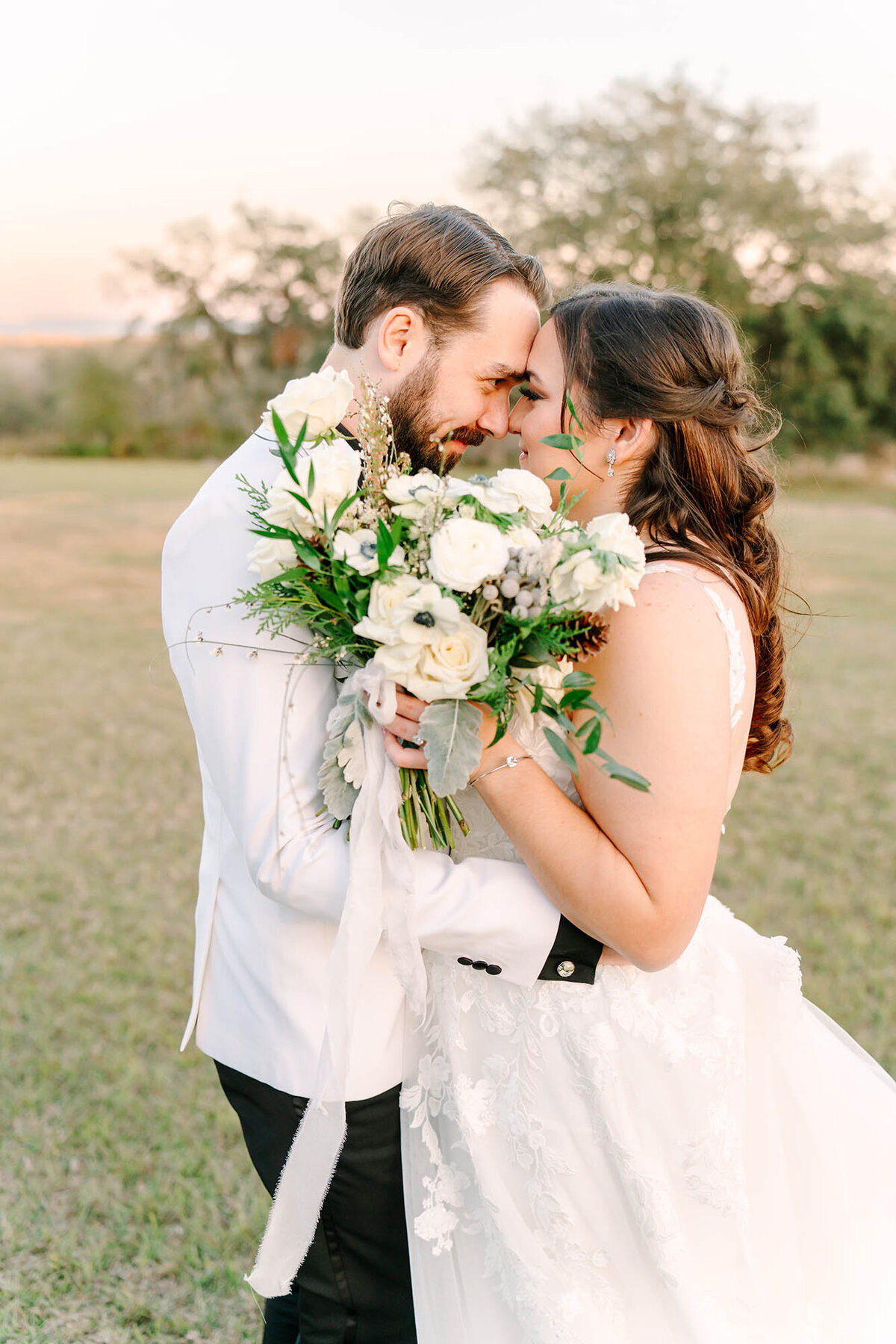 Gabby_Darling_Photography_wedding_photography_gallery_sterling_event_venue_bride_groom